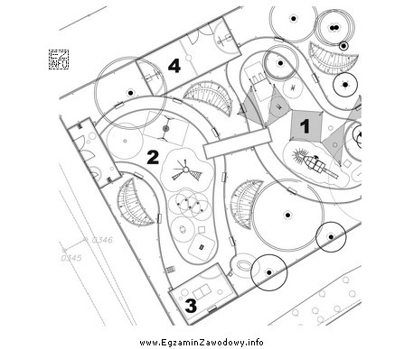 Na zamieszczonym fragmencie projektu budowlanego plac do koszykówki oznaczono 